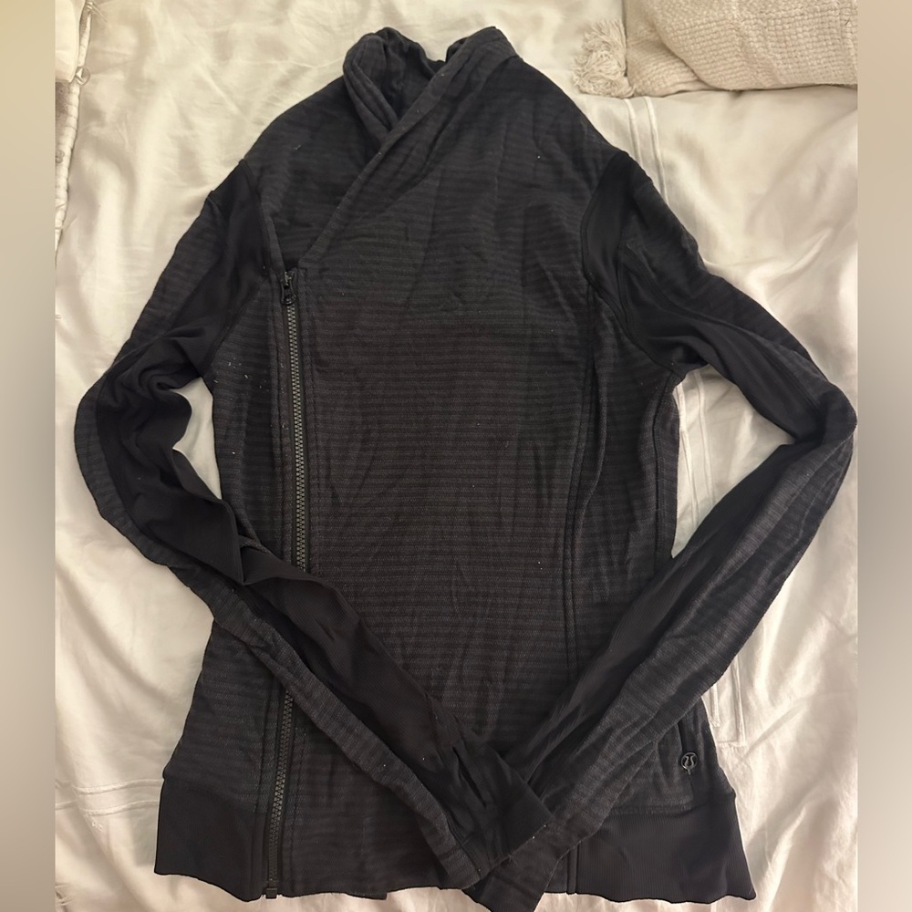 Lululemon Athletica Wrap Define Jacket